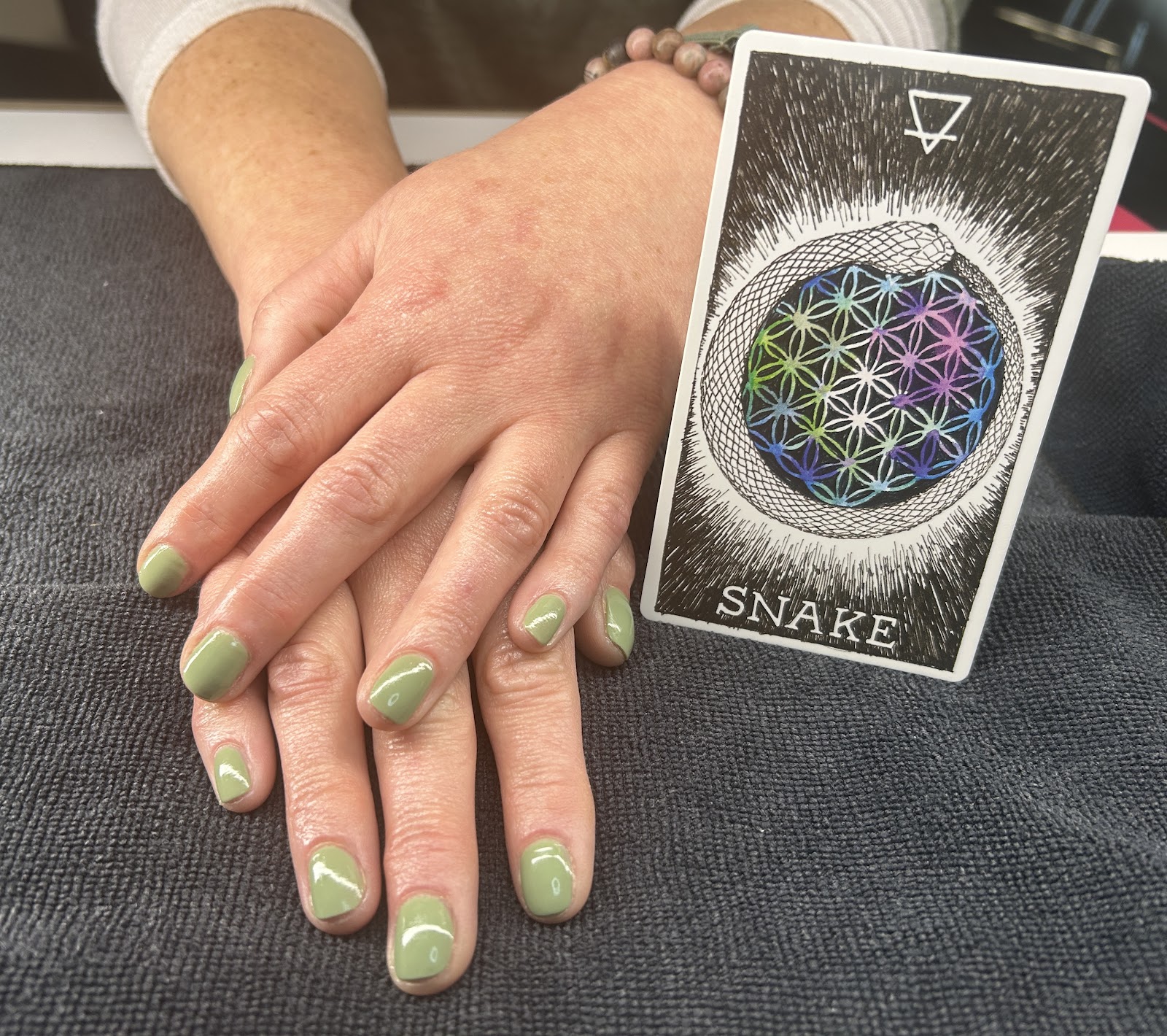 Be Beauty Bar nail photo 8